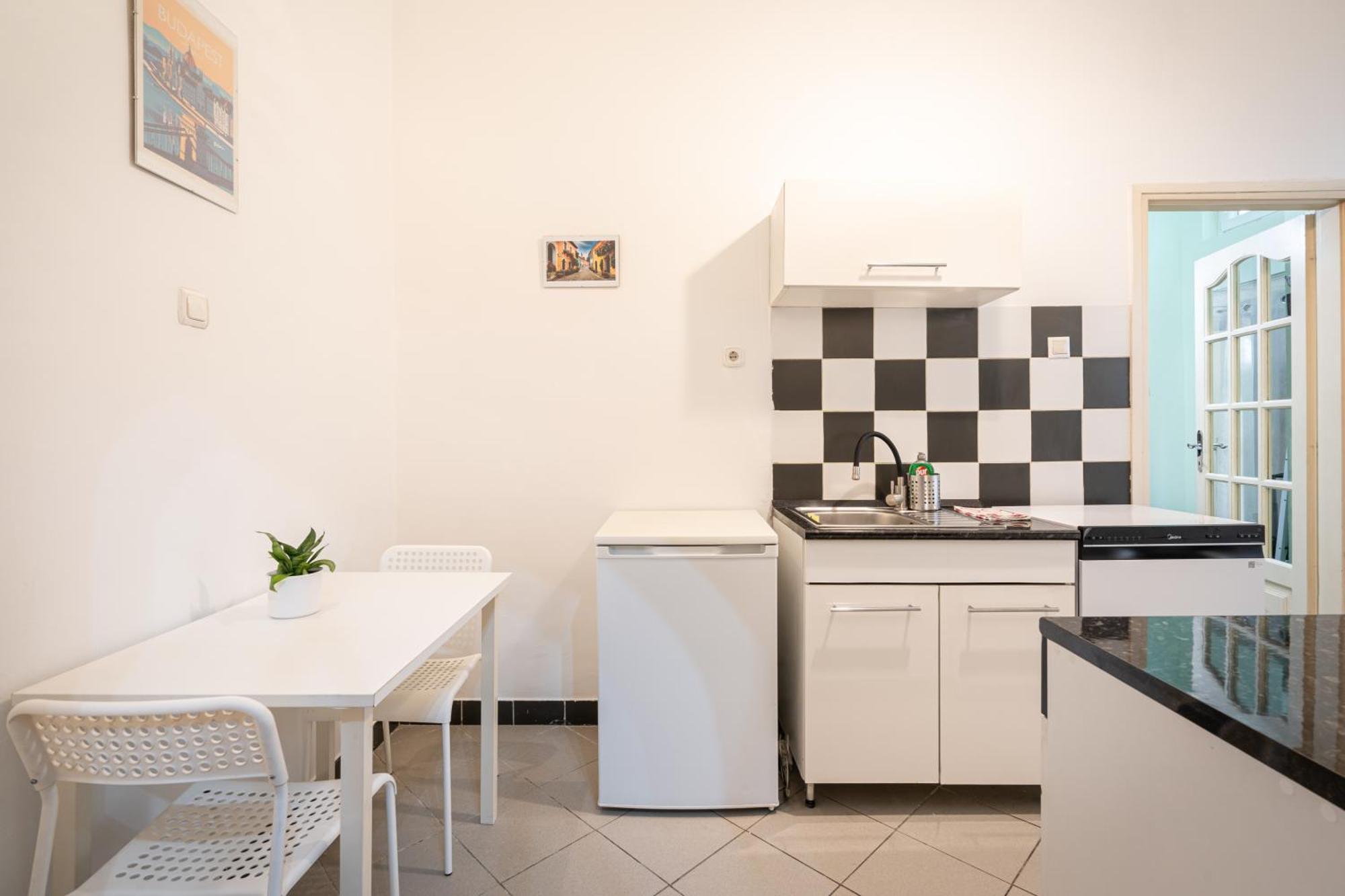 Affordable Heroes' Square Residence Budapesta Exterior foto
